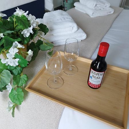 Apartamento Plumaria Малага Экстерьер фото