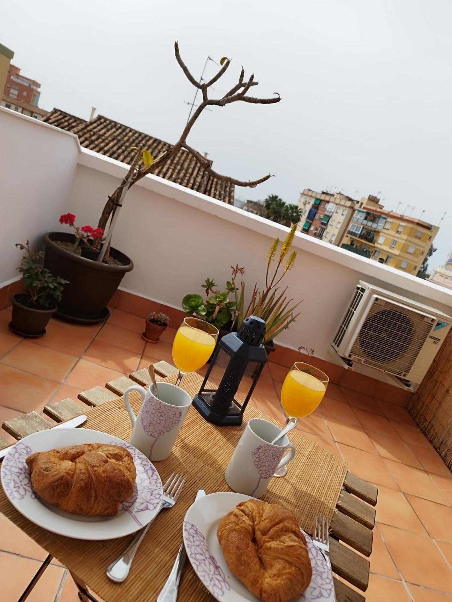 Apartamento Plumaria Малага Экстерьер фото